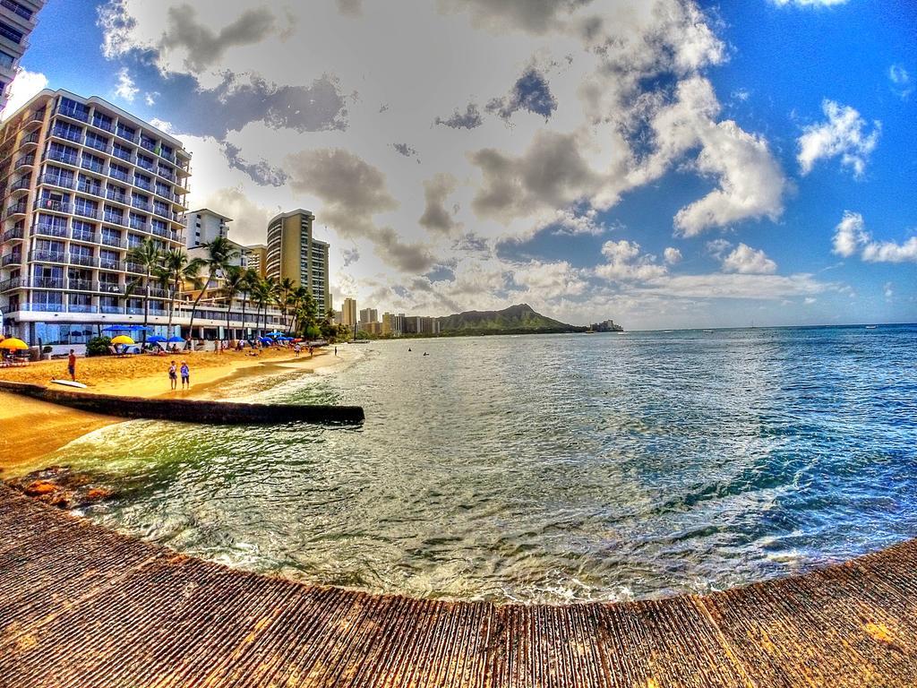 Waikiki Shore 515 Beachfront & Upgrade Apartment Honolulu Exterior foto